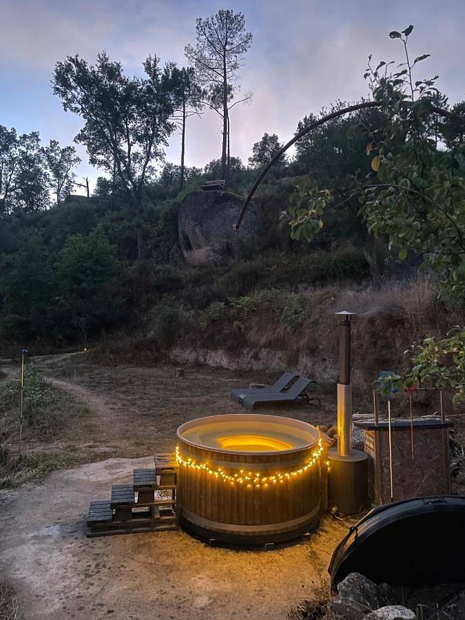 Location de vacances pour 4 personnes, avec jardin et jacuzzi ainsi que sauna et piscine à Seia - 3