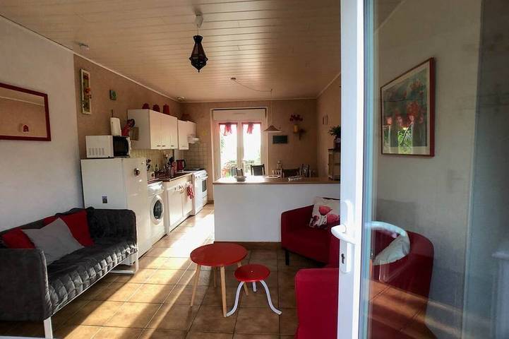 Gîte pour 4 personnes à Saint-Laurent-de-Terregatte - 3