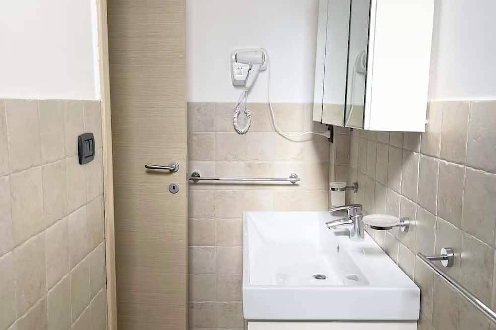 Ganze Wohnung, Apartment 500 Meters From The Beach, 5Km From Gallipoli in Conchiglie-Alto Lido, Golf von Tarent