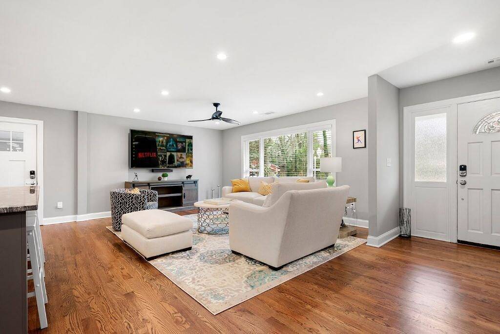 Blue Ribbon 3Br/2Ba Bungalow near Truist Park in Smyrna, Cobb County