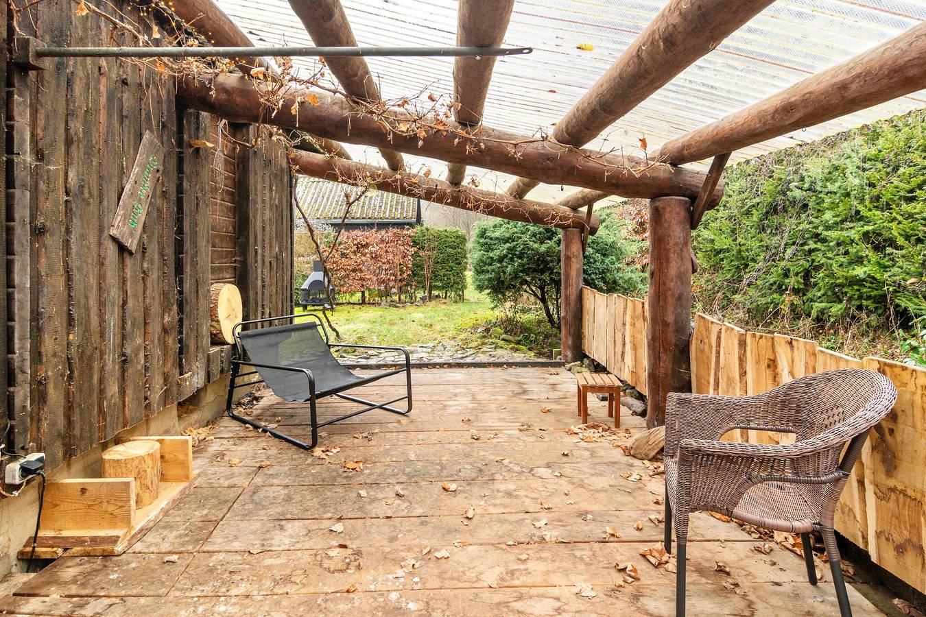 Casa de madera 'Harzville' con terraza privada, jardín y wifi in Bad Grund, Harzvorland