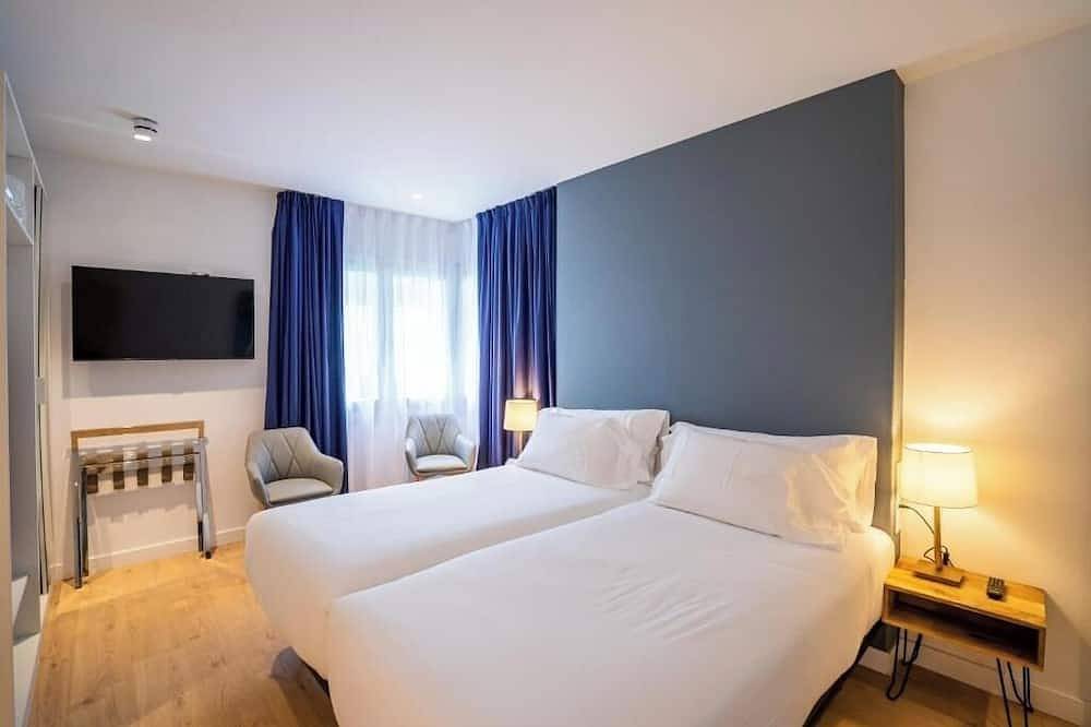 Appartement entier, Stylish Gros Beach Apartment with Kitchen, Near Surf & Tapas Bars in San Sebastian, Côte Basque (Espagne)