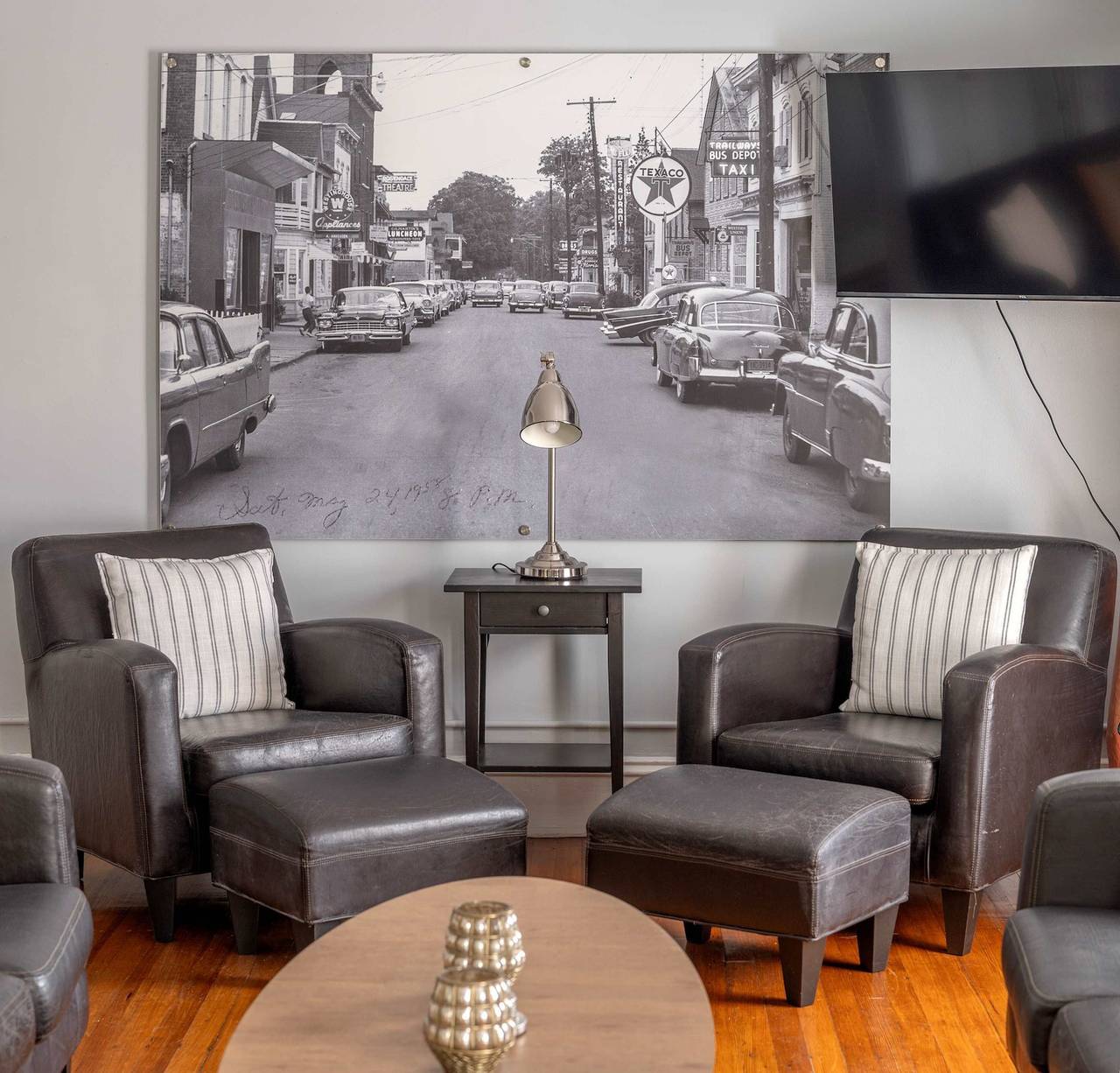 Apartamento entero, 2Br Pet-Friendly  Walk to Cafes  Trails   Wineries in Rosendale Village, Condado de Ulster