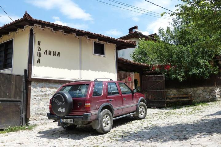 Maison d’hôte pour 3 personnes, avec Balcon et Terrasse ainsi que Jardin et Vue à Koprivchtitsa - 3
