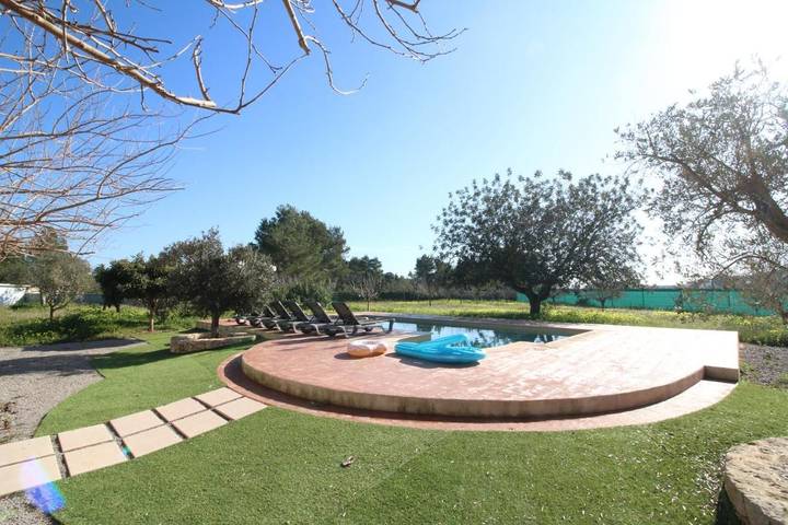 Chalet para 7 personas, con terraza y jardín además de piscina y vistas, Se admiten mascotas en Ibiza - 2