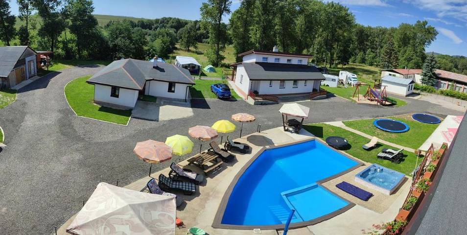 Camping für 6 Personen, mit Kinderpool und Garten sowie Pool und Ausblick, kinderfreundlich in Tschechien - 2