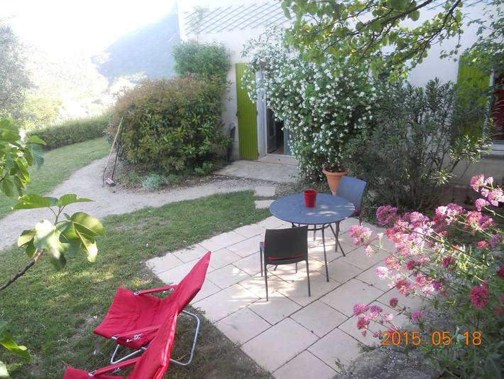 Gîte pour 2 personnes, avec piscine et jardin dans Drôme provençale - 3