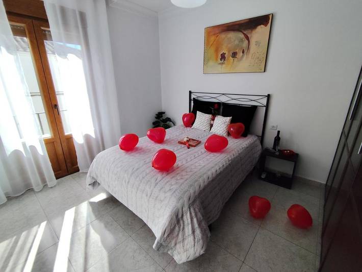 Apartamento para 6 personas, con Balcón y Jacuzzi además de Terraza y Vistas en Villanueva de los Infantes