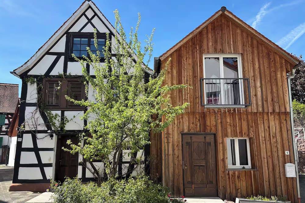 Ganze Wohnung, Loft mit Dachterasse im Herzen der Altstadt vor den Toren Frankfurts in Dreieich, Landkreis Offenbach
