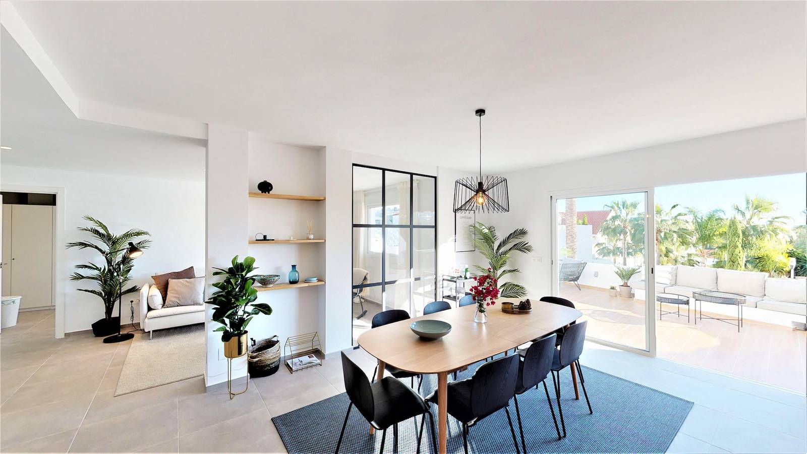 Ganze Wohnung, Jardines De Andalucía - Exquisite Newly Renovated in Marbella West, Marbella
