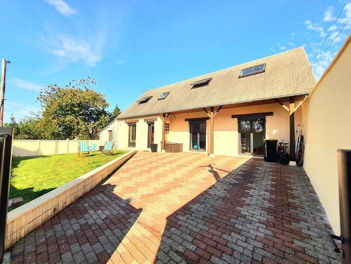 Gîte pour 2 personnes, avec jardin et vue à Évreux