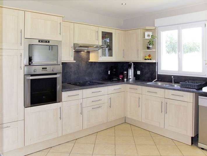 Location de vacances pour 6 personnes, avec jardin et terrasse à Surville - 4