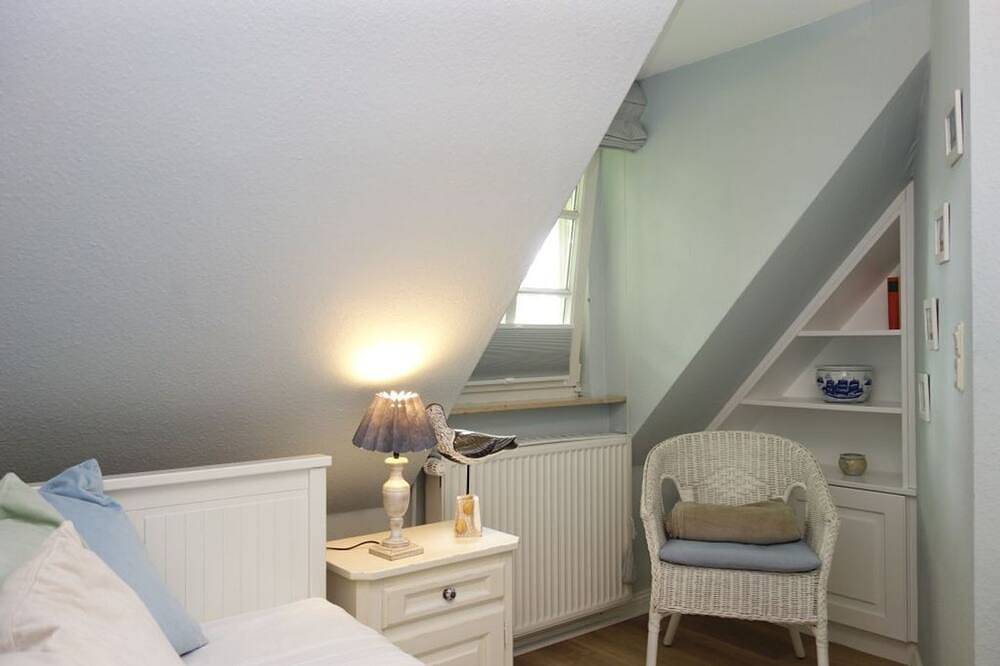 Ganze Wohnung, Ferienwohnung Bredland - Ferienwohnung Bredland in Nieblum - wohnen mit Seeluft in Greveling, Nieblum