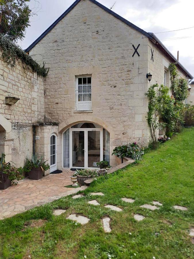 Location de vacances pour 5 personnes, avec jardin à Beaumont-en-Véron - 2