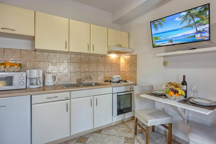 Ganze Wohnung, Apt Jakara 1 - Terrace & Bbq in Vinkuran, Südküste Istrien