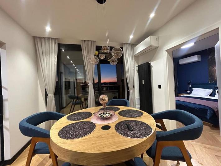 Ferienwohnung für 4 Personen, mit Terrasse und Whirlpool in Sofia