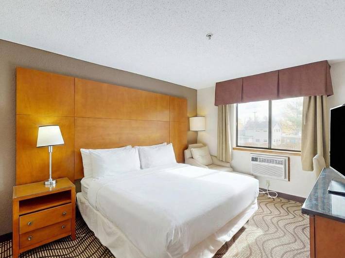 Hotel para 2 pessoas, com piscina e jacuzzi - 1