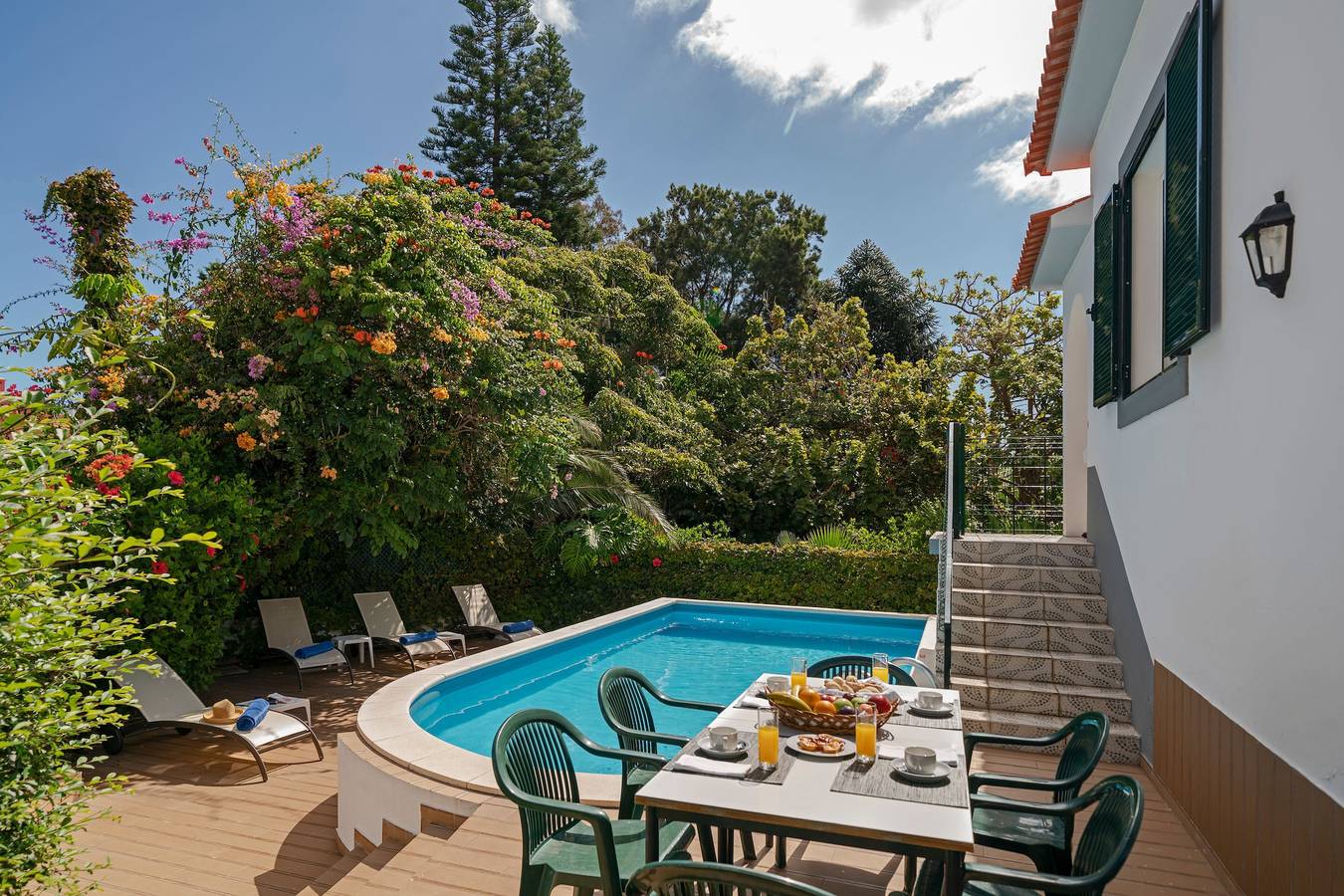 Great family villa, walk to facilities | Amélia in Caniço de Baixo, Caniço