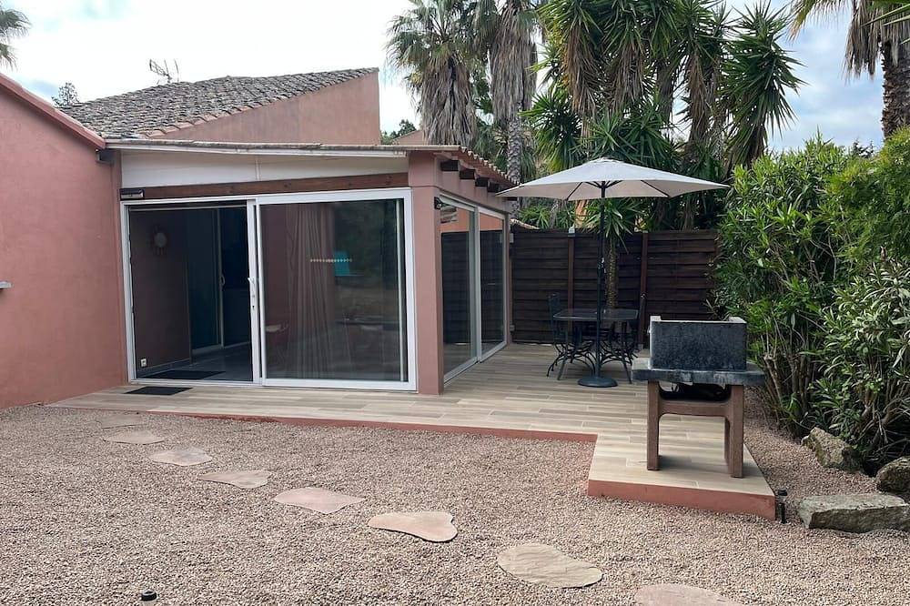 Abitazione-Bagno in camera-Vista giardino-Mini Villa Santa Giulia in Santa Giulia, Porto Vecchio