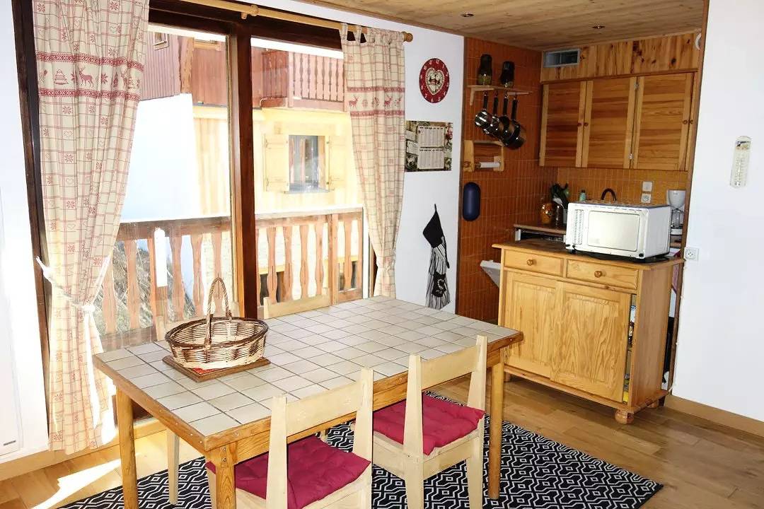 Entire studio, Apartment Alpe D'Huez Centre Staiton in Huez, Écrins National Park