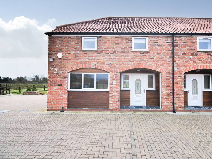Cottage for 8 people, with garden, with pets in York