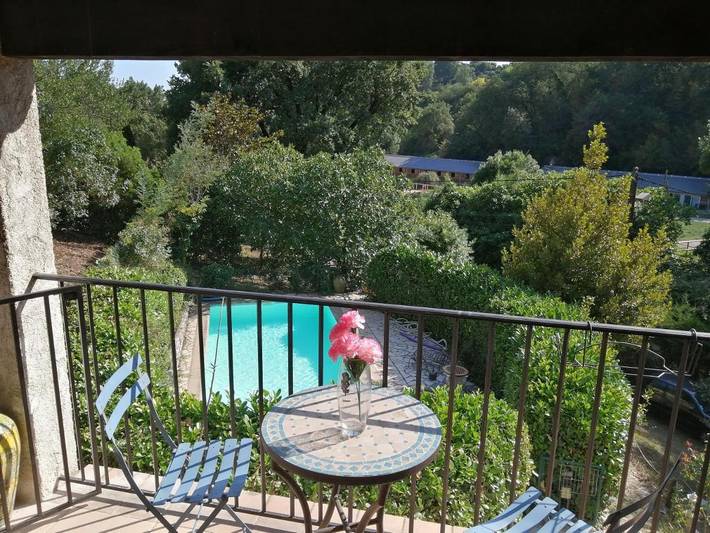 Cottage pour 2 personnes, avec vue ainsi que piscine et jardin à Saint-Paul-de-Vence