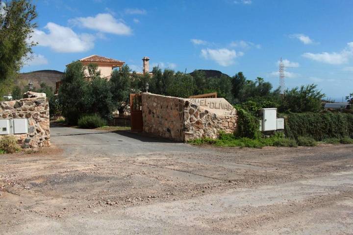Casa rural para 3 personas, con vistas además de jardín y piscina en Fuerteventura - 2