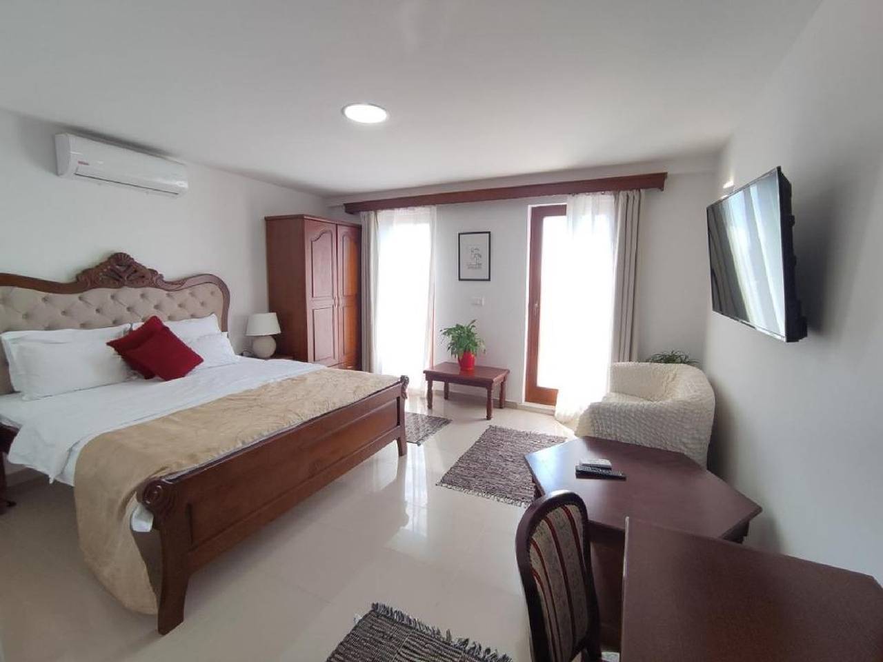 Citadela Gelateria - Queen Room with Balcony in Ulcinj, Opština Ulcinj