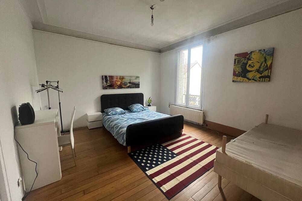 Large 250 m² house with secure private parking - Argenteuil, near Paris in Argenteuil, Val-d'Oise