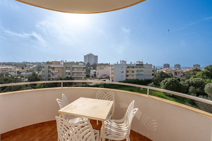 Apartamento de vacaciones para 6 personas, con piscina para niños además de jardín y balcón - 1