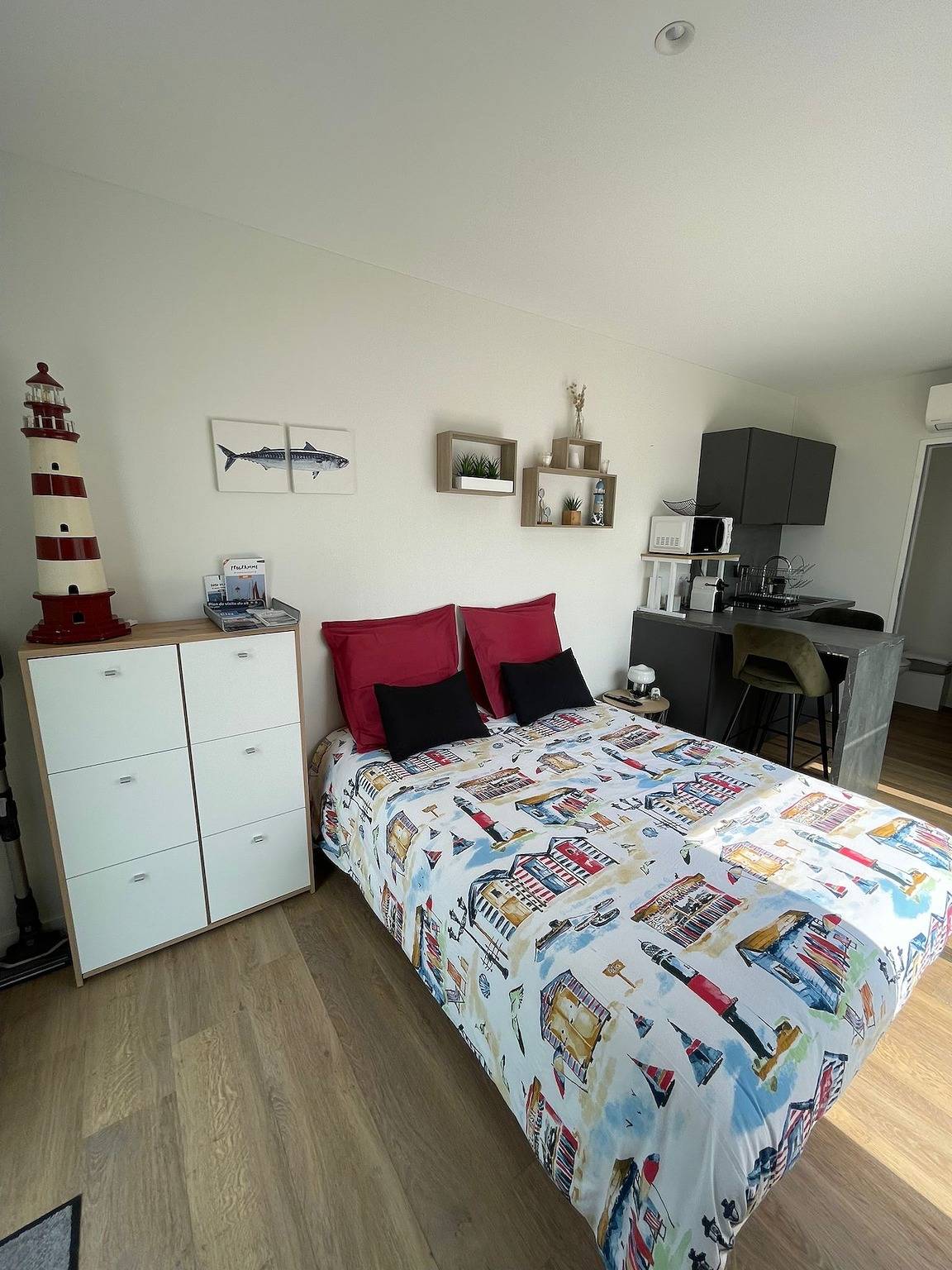 Location Insolite - Gîte des Hirondelles in Plouhinec (Finistère), Région de Quimper