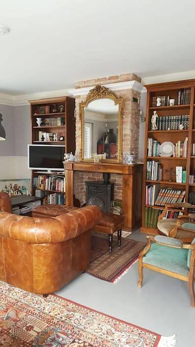Gîte pour 2 personnes, avec Terrasse ainsi que Jardin et Vue à Genève - 4