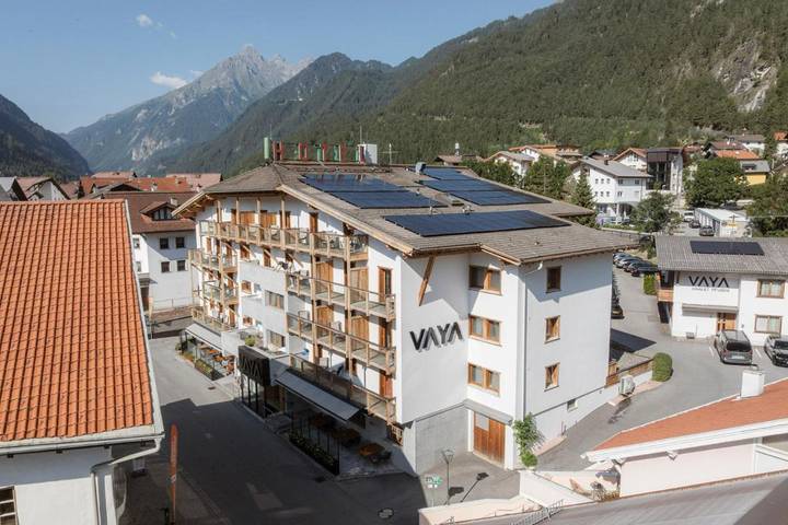 Hotel für 2 Personen, mit Balkon und Terrasse sowie Pool und Sauna in Pfunds