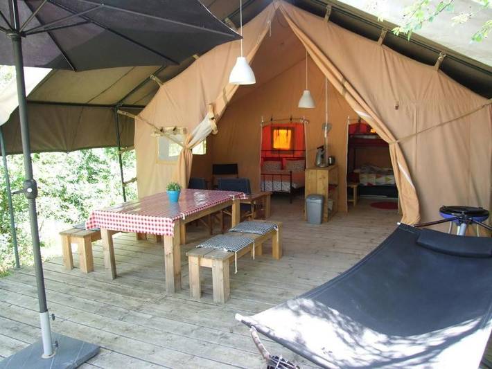 Tente pour 5 personnes, avec vue et piscine ainsi que jardin et terrasse dans le Tarn-et-Garonne - 3