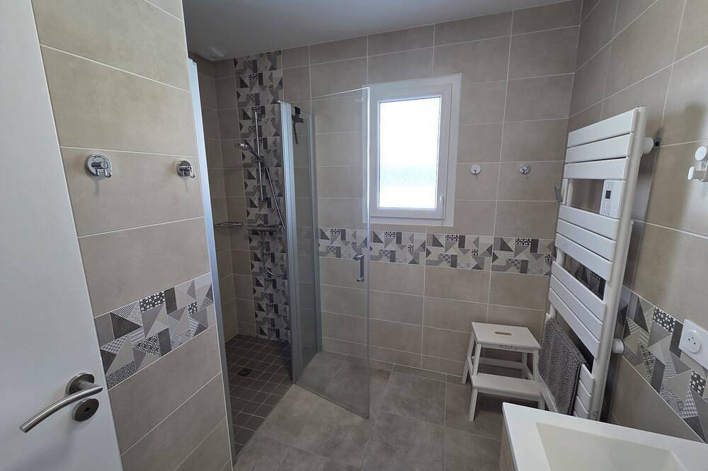 Villa Azur : Moderne & Piscine Privée! in Saint-Jean-de-Monts, Vendée