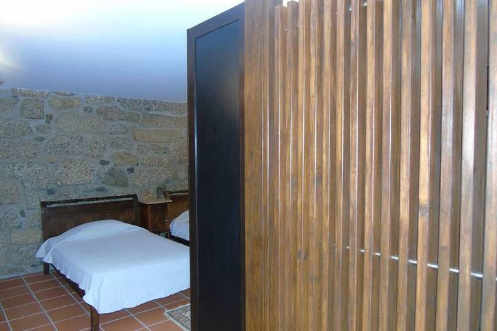 Quinta Da Chouza Agroturismo en Enotourismo 2 Kamers - Privéstrand - Gratis wifi in Veade, Gagos e Molares, Braga District