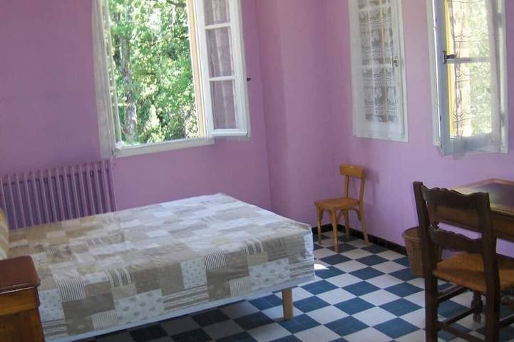 Location de vacances pour 8 personnes, avec jardin à Le Revest-les-Eaux - 3