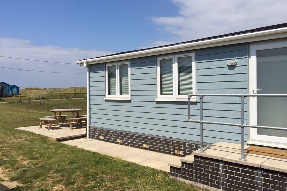 Contemporary Beach Lodge With Sand Dunes And River Views in Heacham, Norfolk Coast
