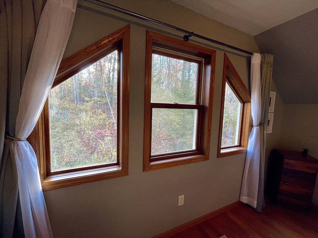 Bayfield Fruit Loop Retreat - Rock Garden Cottage in the woods in Bayfield, Bayfield County