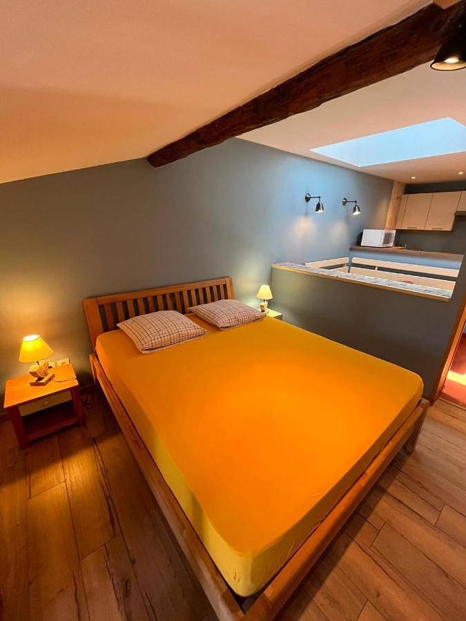 Gîte pour 2 personnes, avec Terrasse ainsi que Jardin et Piscine à La Palme - 4