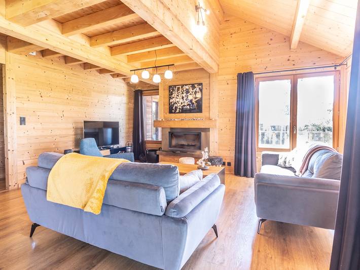 Gîte pour 10 personnes, avec sauna et piscine ainsi que jacuzzi et jardin à Le Chambon-sur-Lignon - 4