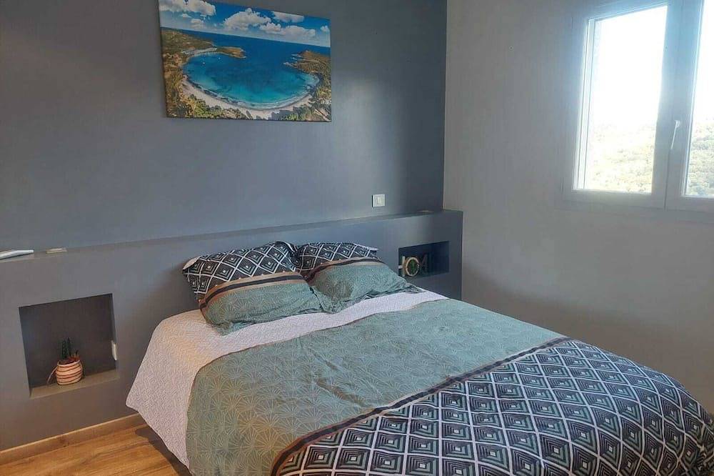 Villa 4/6 Pers vue mer Proche Ajaccio + Véhicule in Alata, Ajaccio region