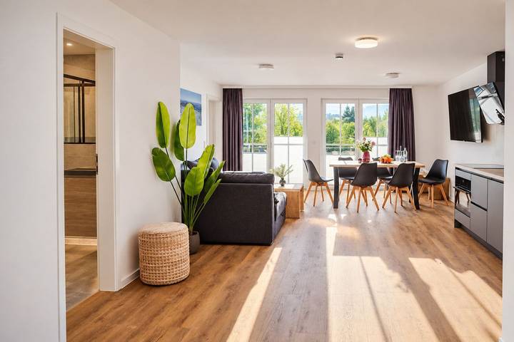 Ferienwohnung für 6 Personen, mit Balkon und Terrasse sowie Ausblick in Winterberg - 2