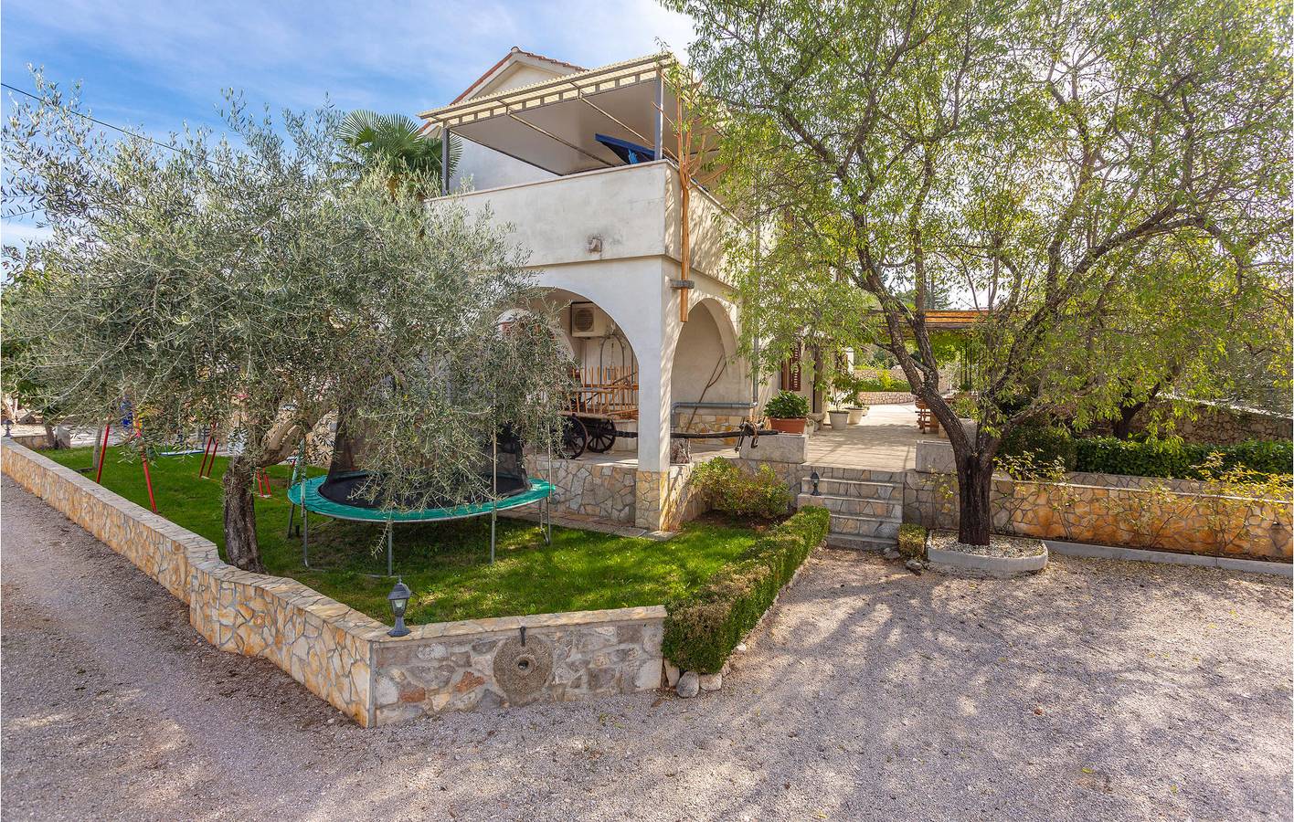 Ganze Ferienwohnung, Ferienwohnung für 7 Personen mit Terrasse in Malinska, Krk