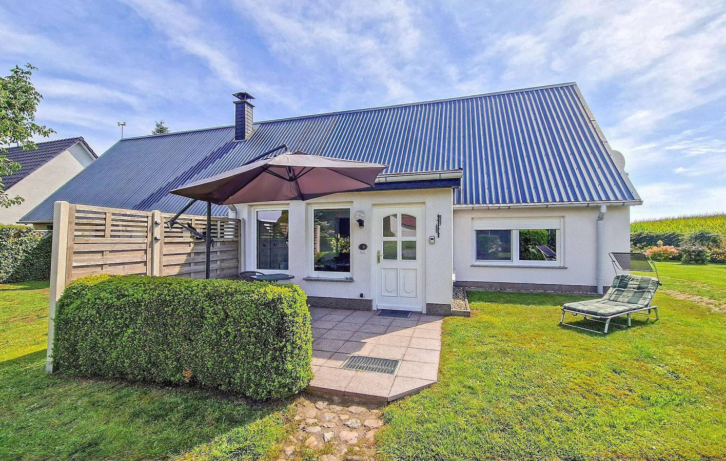 Riverside Chic Apartment with Terrace & Parking in Mirow, Mecklenburg-Strelitz