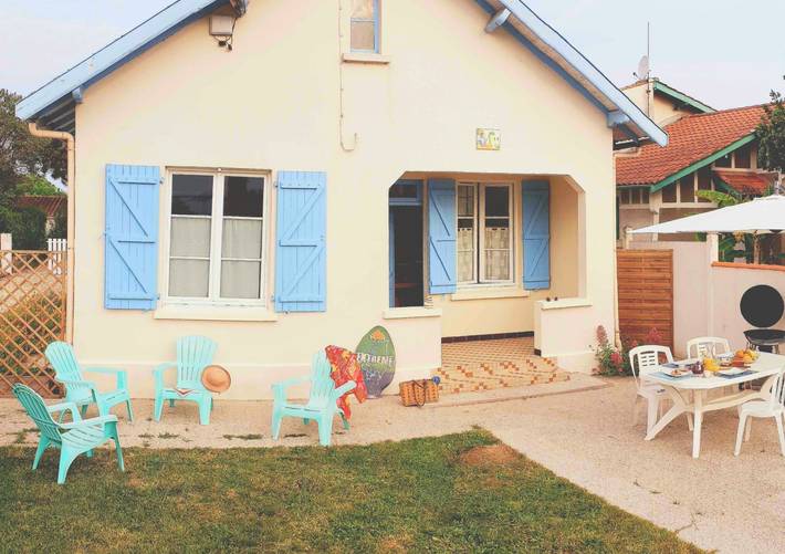 Gîte pour 4 personnes, avec terrasse et jardin