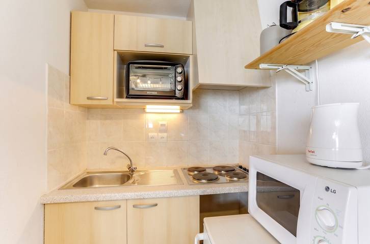 Entire apartment, Cozy apartment in Thollon-les-Mémises, 35 m², mountain view in Thollon-les-Mémises, Thonon-les-Bains region