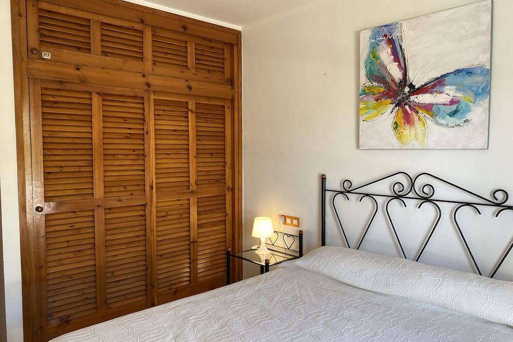 Apartamento entero, Planta baja frente al mar en Fornells in Fornells, Es Mercadal