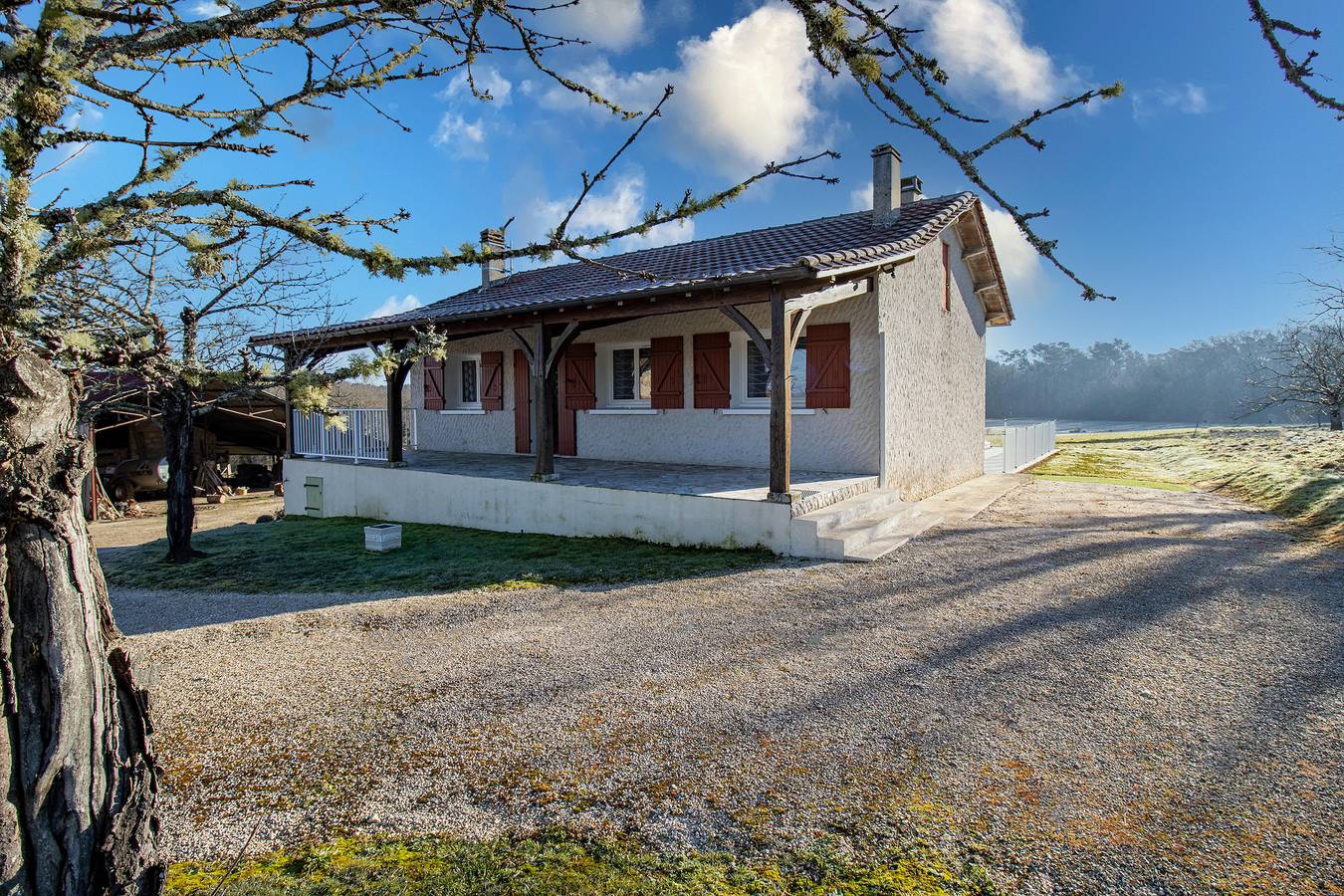 Rustig gelegen huis met zwembad in Saint-André-de-Double in Saint-André-de-Double, Périgord Blanc