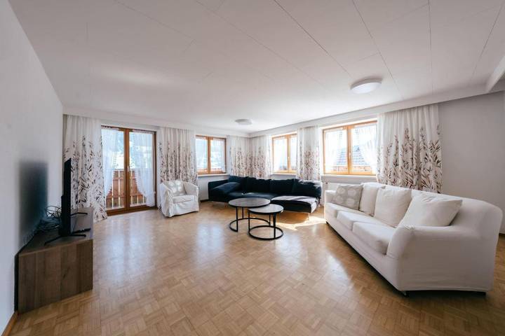 Ferienwohnung für 10 Personen, mit Terrasse in Raggal - 4